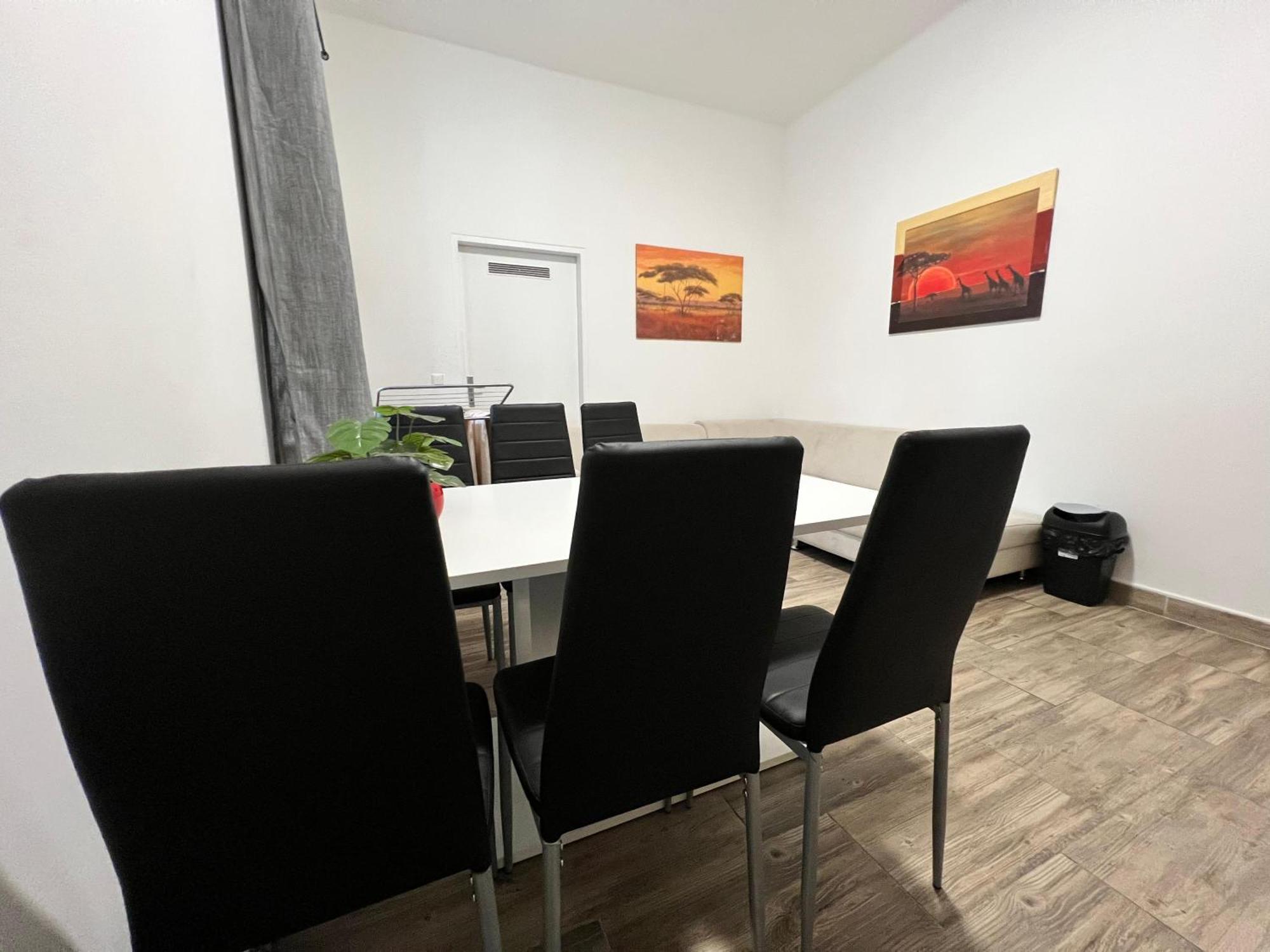 Appartement Affordable 3br Prime Location In